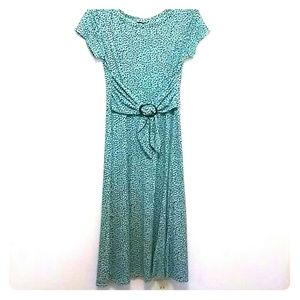 ✨PRICE DROP✨Smart Looking Stylish Dress